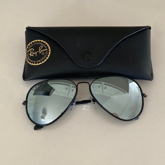 Ray-Ban Accessories - Ray ban aviator sunglasses